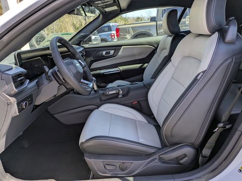 New 2026 Ford Mustang GT Premium w/ GT Performance Package image 17