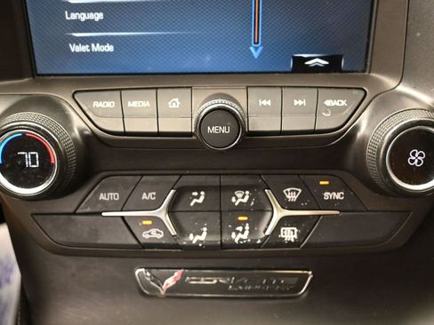 Used 2017 Chevrolet Corvette Stingray Coupe w/ 1LT RWD image 29