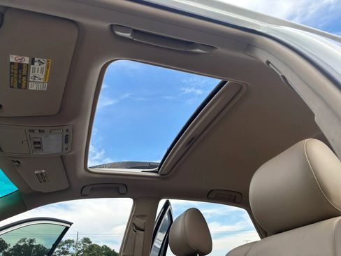 Used 2004 Lexus RX 330 AWD image 24
