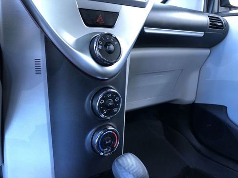 Used 2012 Scion iQ w/ Rear Speaker Pkg FWD image 26