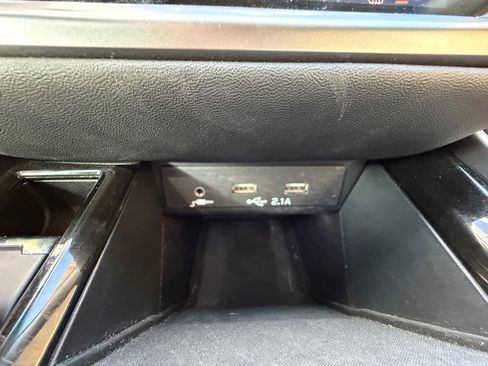 Used 2021 Subaru Outback Premium w/ Popular Package #1 image 31