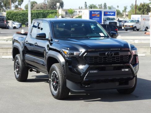 New 2025 Toyota Tacoma TRD Off-Road image 2