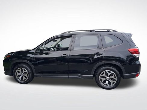 Used 2023 Subaru Forester Premium AWD/4WD image 4