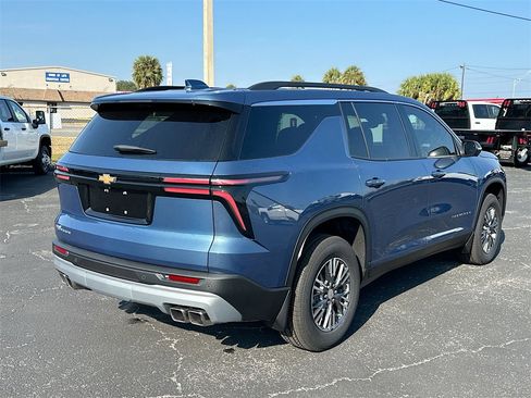 New 2026 Chevrolet Traverse LT w/ Driver Confidence Package image 4