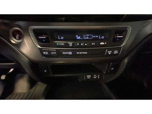 Used 2020 Honda Ridgeline RTL image 14