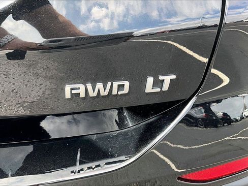 Used 2023 Chevrolet Equinox LT image 9