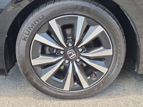 Used 2023 Honda Civic EX image 12