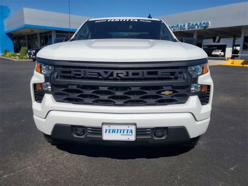Certified 2024 Chevrolet Silverado 1500 Custom image 30