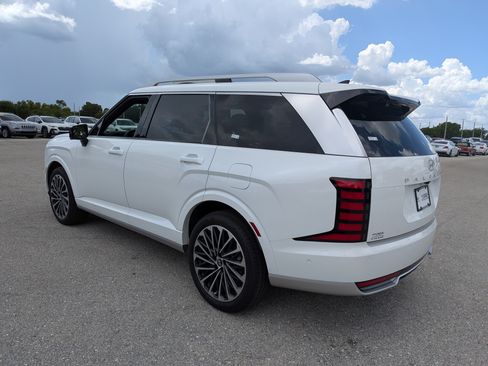Used 2026 Hyundai Palisade Calligraphy FWD image 6