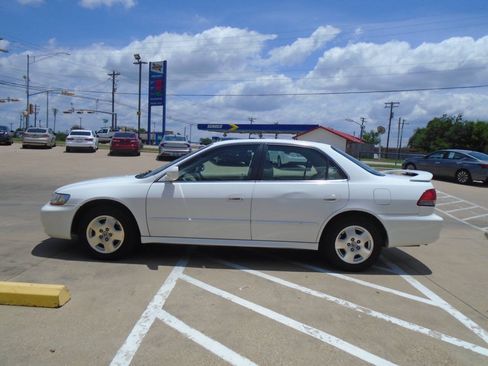 Used 2002 Honda Accord EX image 4