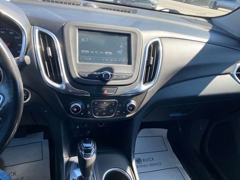 Used 2018 Chevrolet Equinox LT image 15