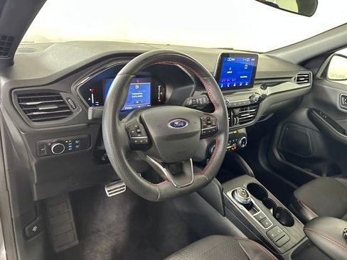 Used 2023 Ford Escape ST-Line image 13