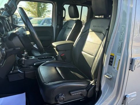 Used 2022 Jeep Wrangler Unlimited Sahara 4xe w/ Cold Weather Group image 9