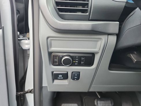 New 2025 Ford F150 Lightning XLT image 13