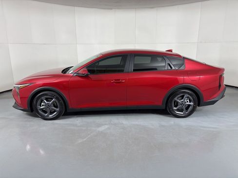 New 2026 Kia K4 FWD image 5
