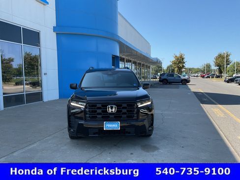 Used 2026 Honda Pilot Sport image 8