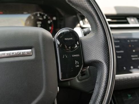 Used 2018 Land Rover Range Rover Velar R-Dynamic SE image 18