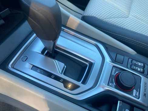 Used 2023 Subaru Forester Premium image 28