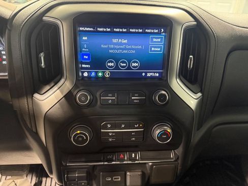 Used 2021 Chevrolet Silverado 2500 LT w/ Remote Start Package AWD/4WD image 18