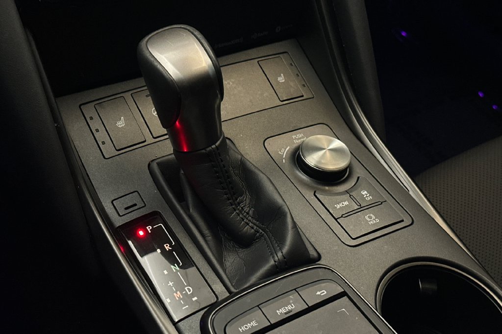 Used 2025 Lexus IS 300 RWD image 20