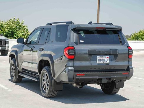 Used 2025 Toyota 4Runner SR5 RWD image 7