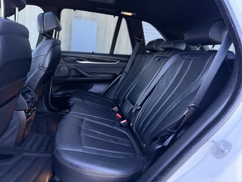 Used 2017 BMW X5 xDrive50i AWD/4WD image 12