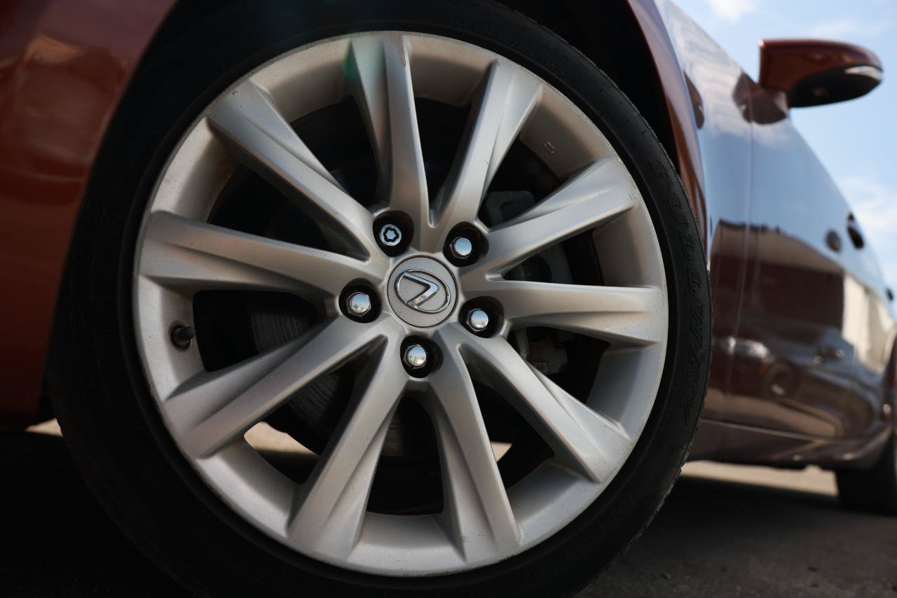 Used 2015 Lexus IS 250 RWD image 31