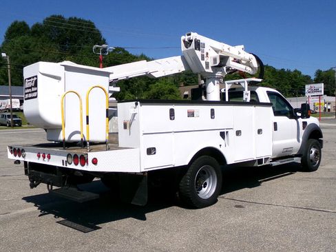 Used 2008 Ford F550 4x4 Regular Cab Super Duty image 6