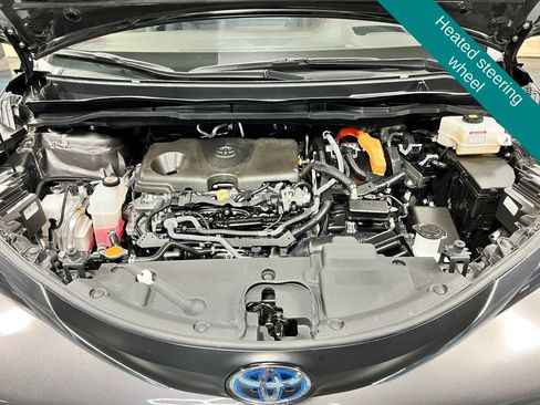 Used 2024 Toyota Sienna Platinum AWD/4WD image 10