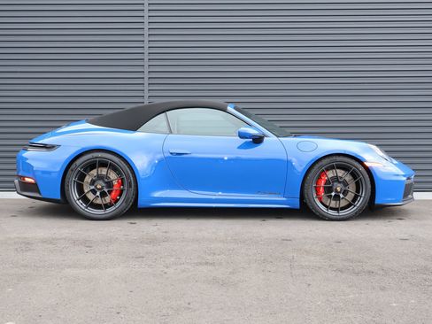 New 2026 Porsche 911 Carrera 4 GTS AWD/4WD image 8
