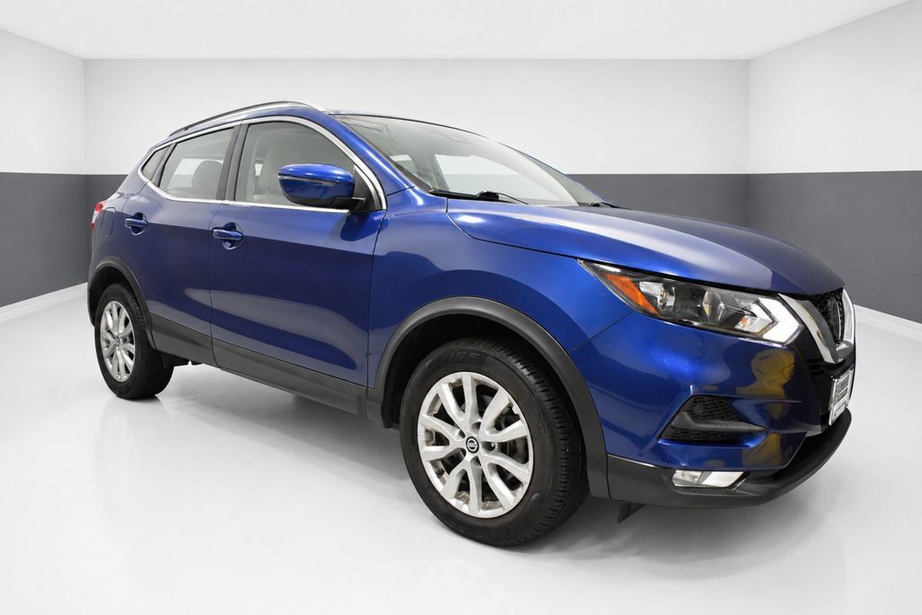 Used 2021 Nissan Rogue Sport SV AWD/4WD image 7