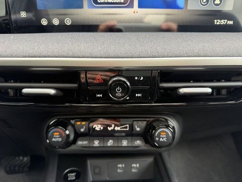 New 2026 Nissan Kicks SV w/ SV Premium Package AWD/4WD image 22