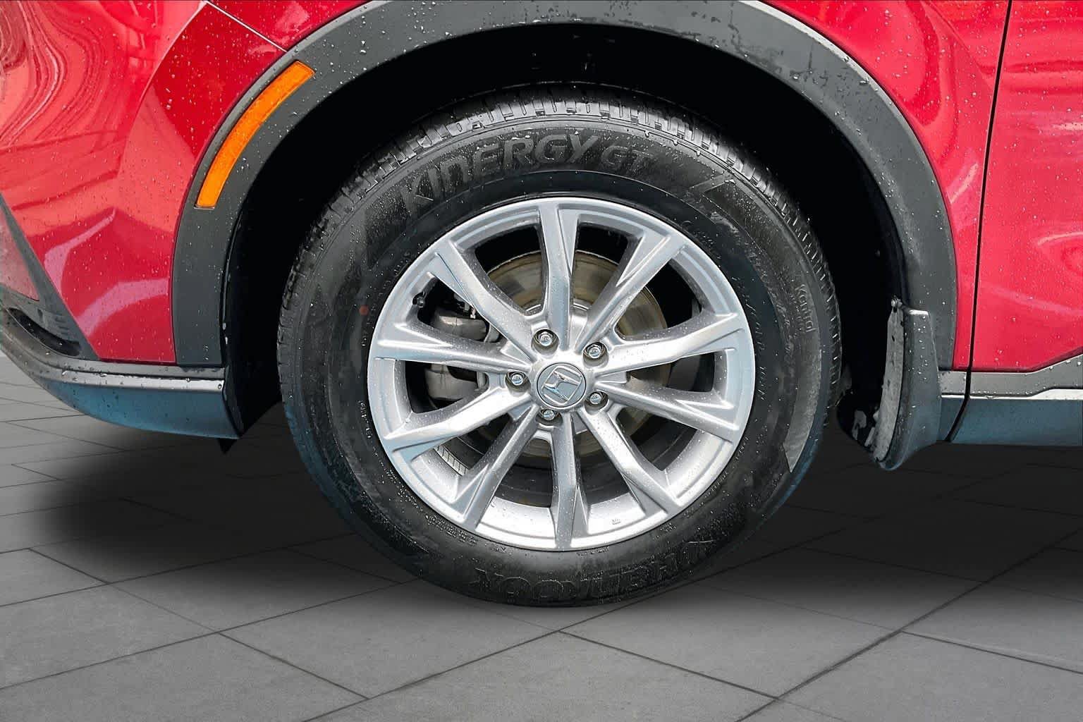 Used 2024 Honda CR-V EX-L image 11