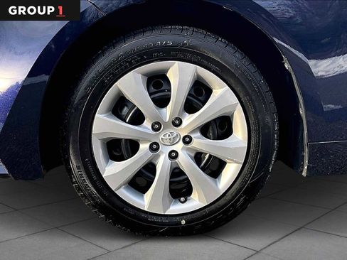 Certified 2022 Toyota Corolla LE image 10