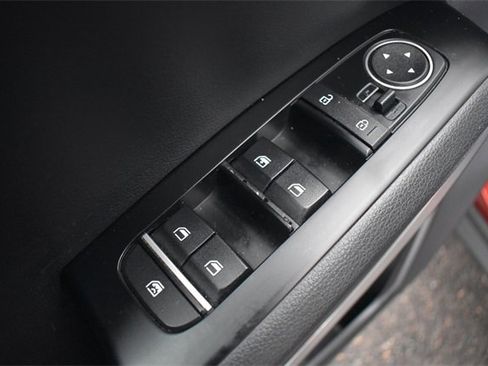 Used 2020 Kia Soul LX image 18