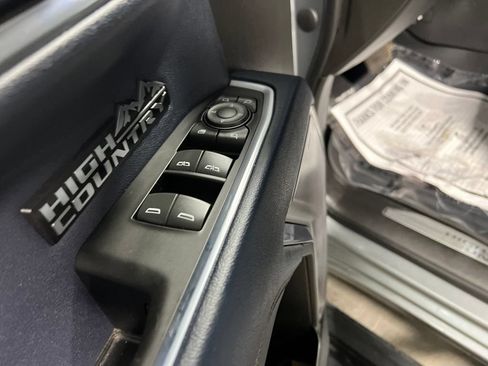 Used 2023 Chevrolet Silverado 1500 High Country w/ Z71 Off-Road Package AWD/4WD image 25