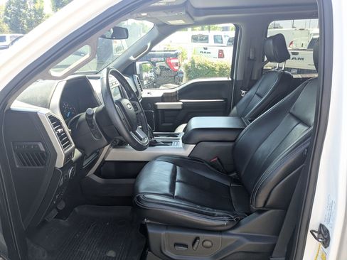 Used 2020 Ford F150 Lariat w/ Equipment Group 502A Luxury AWD/4WD image 28