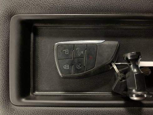 Used 2022 Chevrolet Silverado 1500 LT Trail Boss w/ Convenience Package II AWD/4WD image 37