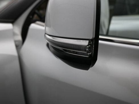 Used 2022 Toyota Highlander XLE image 54