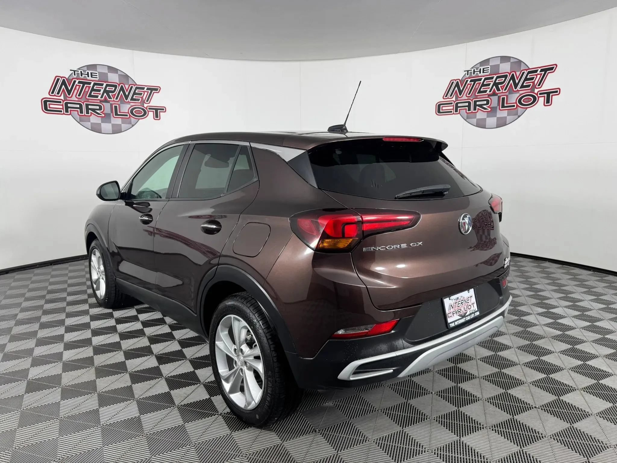 Used 2023 Buick Encore GX Preferred w/ Cold Weather Comfort Package FWD image 5