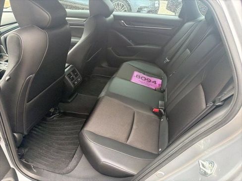 Used 2022 Honda Accord Sport image 14
