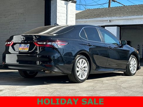 Used 2023 Toyota Camry LE image 4
