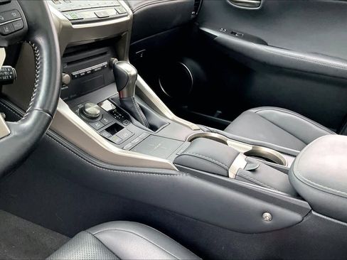 Used 2018 Lexus NX 300h AWD image 19