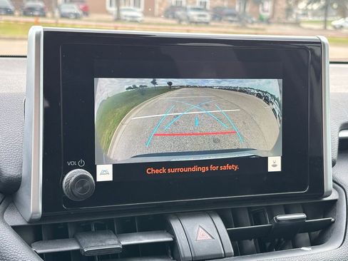 Used 2023 Toyota RAV4 LE image 19