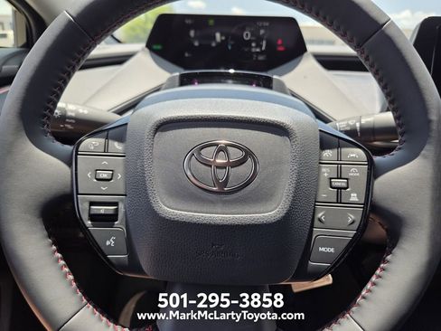 New 2026 Toyota Prius Plug-In Hybrid FWD image 19