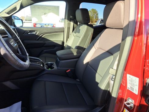 New 2026 GMC Canyon Elevation w/ Convenience Package image 22