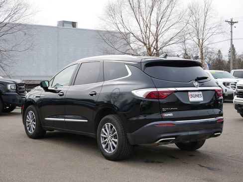 Used 2023 Buick Enclave Essence AWD/4WD image 8