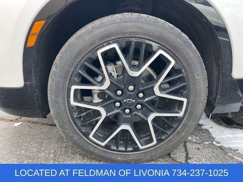 Used 2023 Chevrolet Blazer RS w/ Enhanced Convenience Package image 5