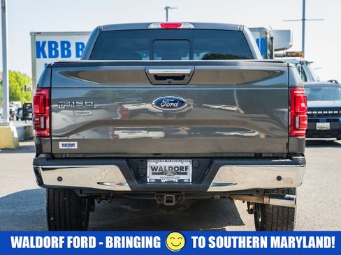 Used 2017 Ford F150 Lariat w/ Equipment Group 502A Luxury AWD/4WD image 5