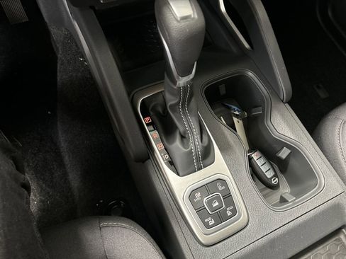 New 2026 Nissan Frontier SV w/ SV Convenience Package image 23